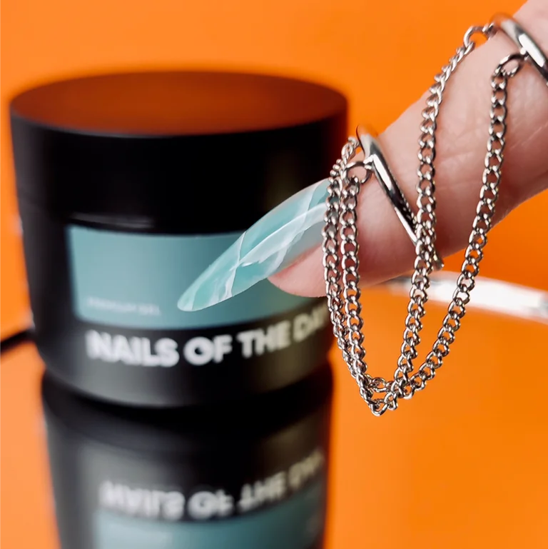 NAILSOFTHEDAY Premium gel 06, 30 ml