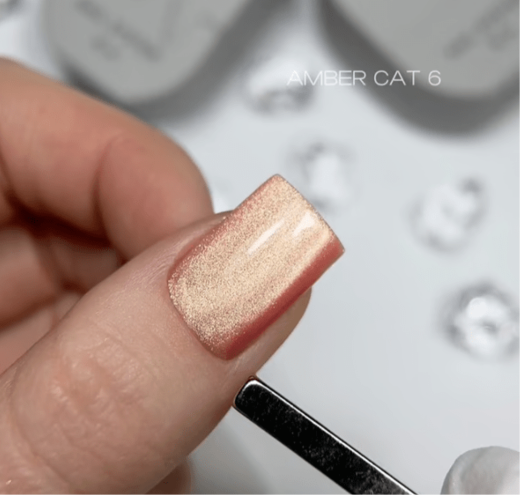 Saga Professional Amber Cat №6 – 10 ml
