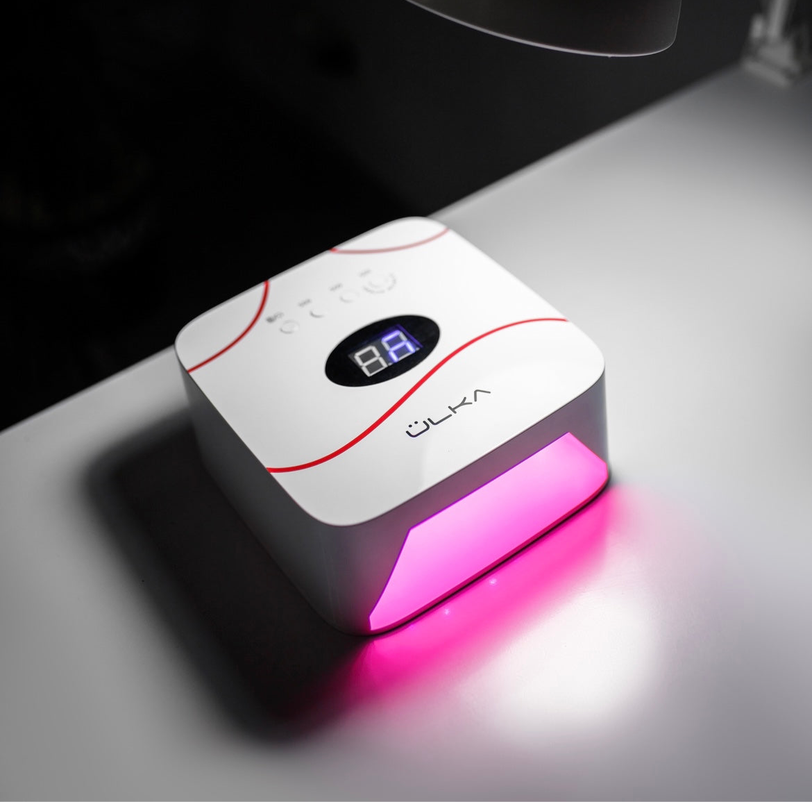 ÜLKA LÜMOS LED+UV Nagellampe ohne Akku – Perfektion für professionelle Maniküre!
