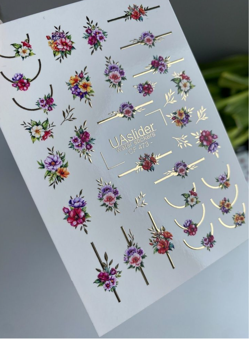 Color and Foil 473 – Blumige Eleganz mit goldenen Akzenten