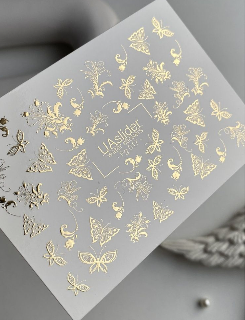 Slider-Design „Fg 017“ – Goldene Schmetterlinge & Ornamente