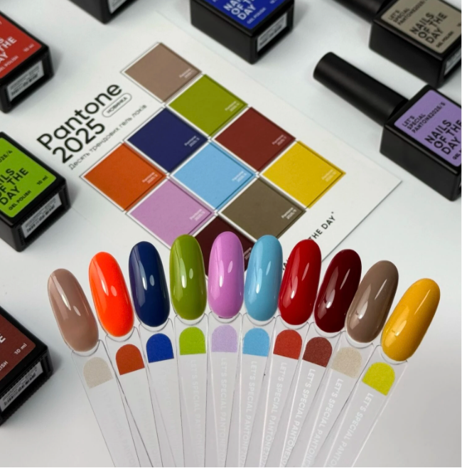 NAILSOFTHEDAY Let’s Special Pantone2025/2
Knalliges Neon-Orange, 10 ml
Eine Farbe, die alle Blicke auf sich zieht!