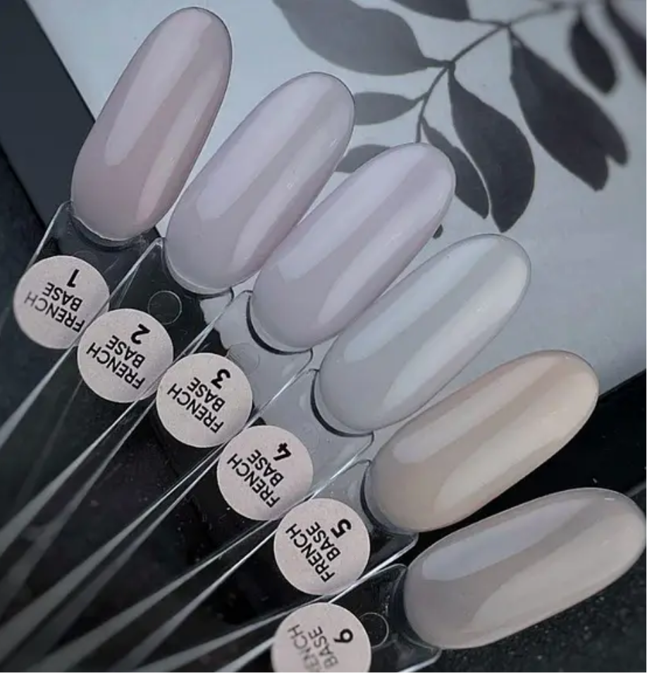 SAGA Professional French Base №1 – 9 ml
Elegante Nude-Basis mit einem Hauch von Rosé-Grau