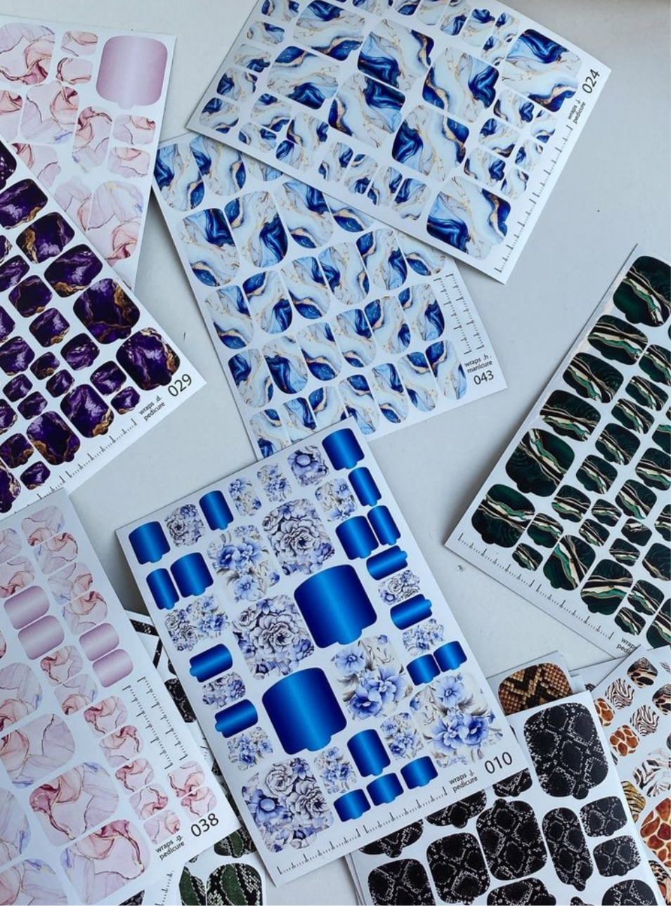 Wraps für Pediküre Nr. 010 – Floral Royal Blue