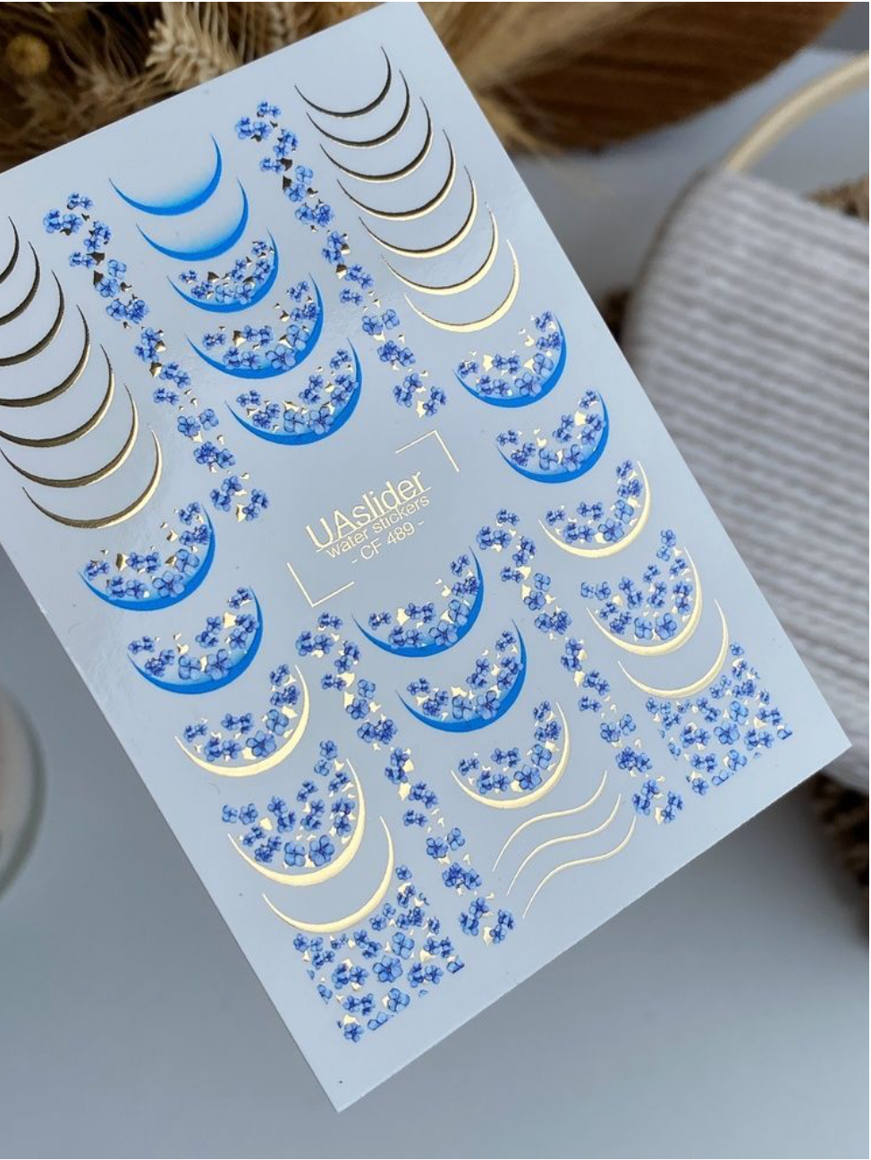 Color and Foil 489 – Blaue Blüten & Goldmonde