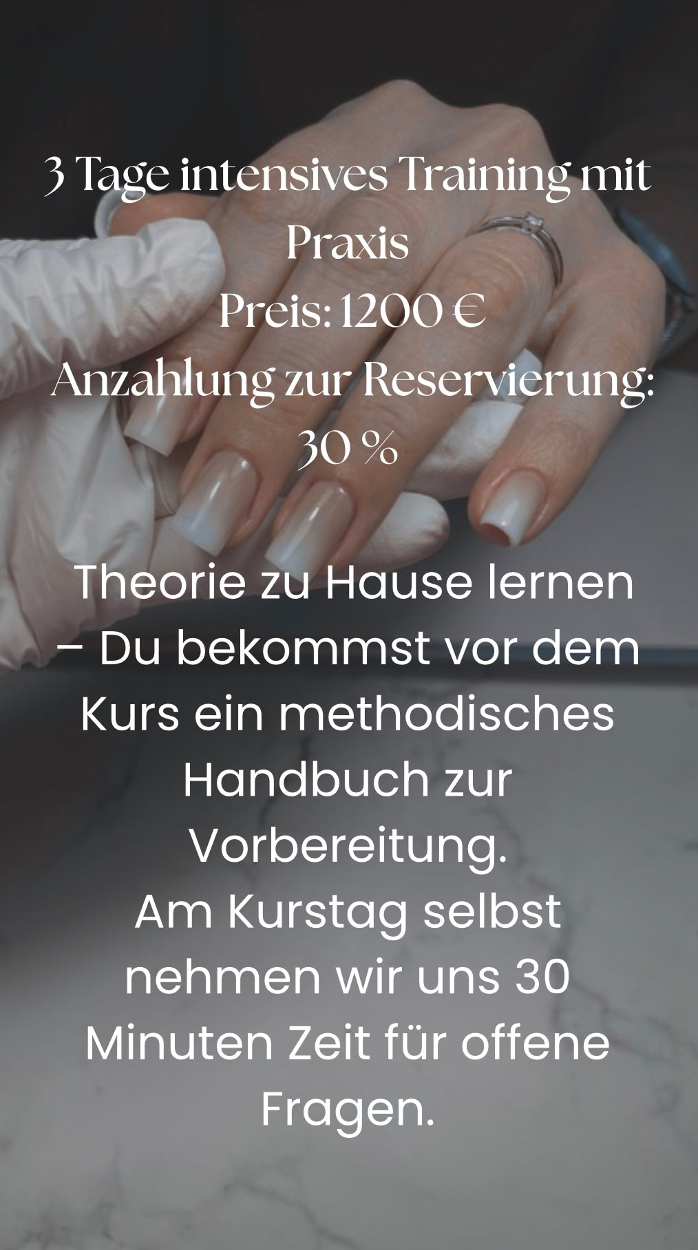 Grundkurs Maniküre – 3 Tage intensives Training für Anfängerinnen
Du möchtest professionell in die Welt der Maniküre einsteigen – sicher, sauber und mit System?
Dann ist dieser Kurs genau für dich!