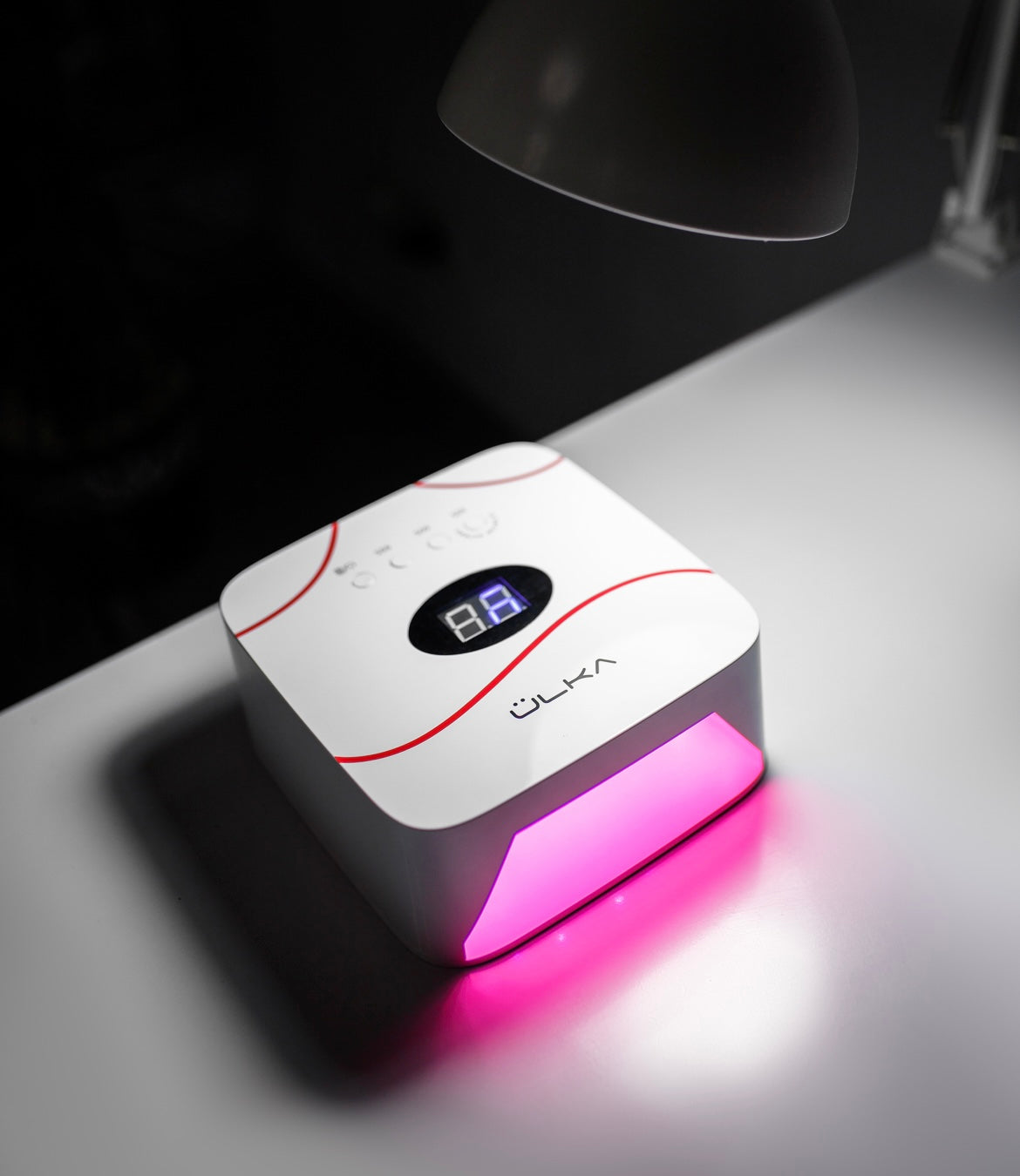 ÜLKA LÜMOS LED+UV Nagellampe ohne Akku – Perfektion für professionelle Maniküre!