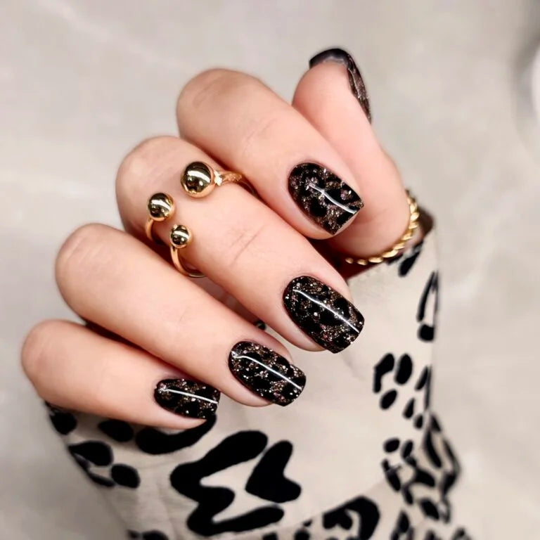 NAILSOFTHENIGHT Reflective base 08, 10 ml