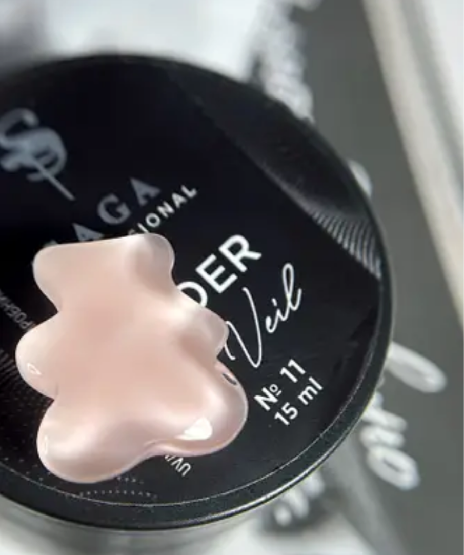 Saga Builder Veil Gel №11 – 15 ml
Pastellrosa Aufbaugel für feminine, zarte Looks