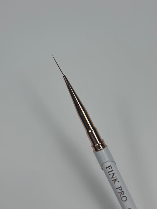 FINK PRO | Pinsel Nr. 13

Precision Detail Brush

Maximale Feinheit. Absolute Kontrolle. Ein kompromissloses Ergebnis.