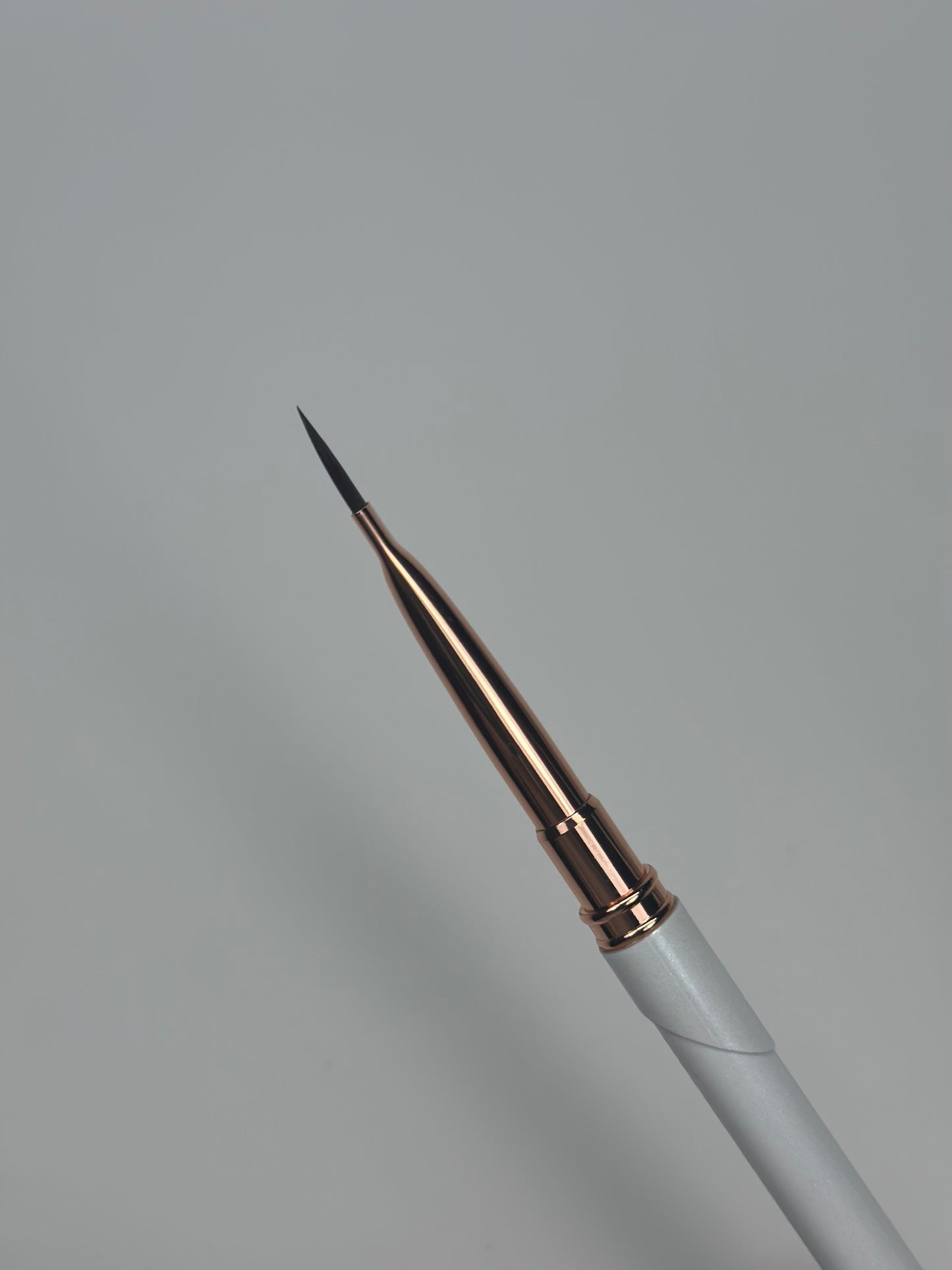 FINK PRO | Pinsel Oval XL

Precision Oval Brush

Souveräne Kontrolle. Maximale Fläche. Ein perfektes Finish.