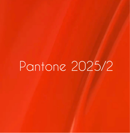 NAILSOFTHEDAY Let’s Special Pantone2025/2
Knalliges Neon-Orange, 10 ml
Eine Farbe, die alle Blicke auf sich zieht!