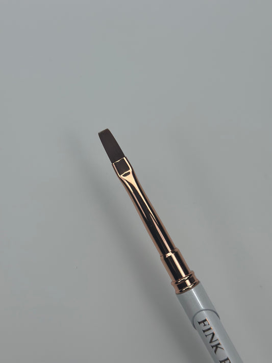 FINK PRO | Pinsel Flat XL

Precision Flat Brush

Maximale Fläche. Ruhige Kontrolle. Ein souveränes Finish.