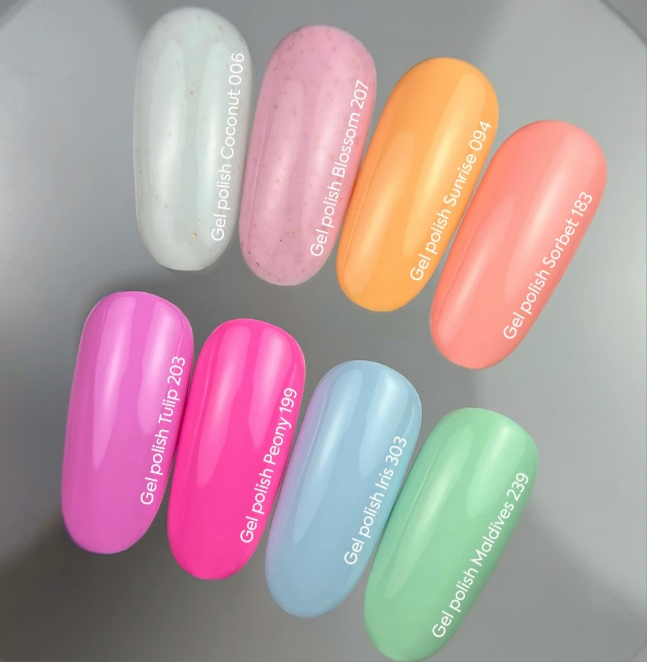 NAILSOFTHEDAY Gel Polish Maldives – Warmes Mintgrün, 10 ml