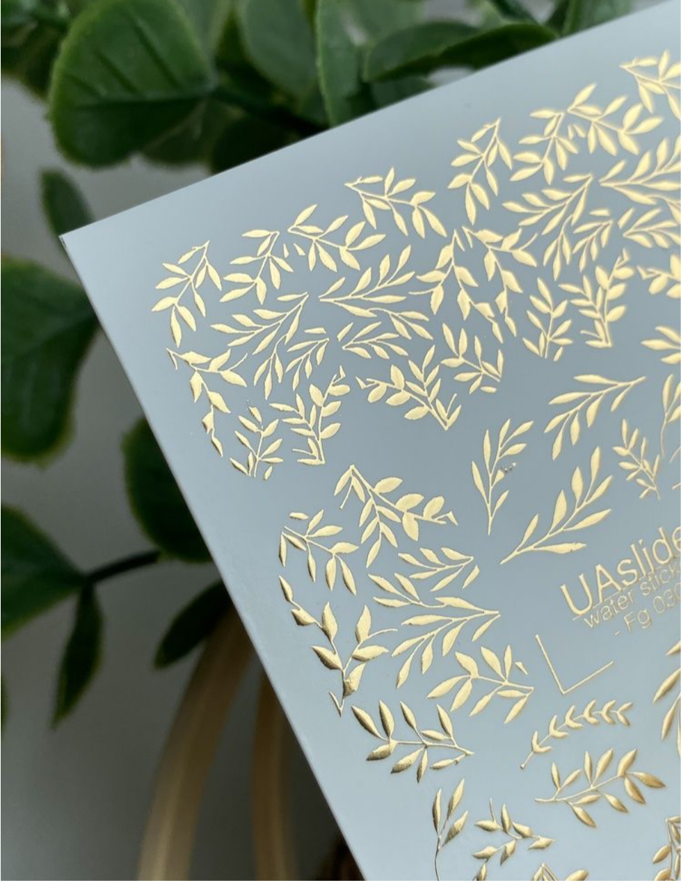 Slider-Design „Fg 030“ – Goldene Zweige & Blätter