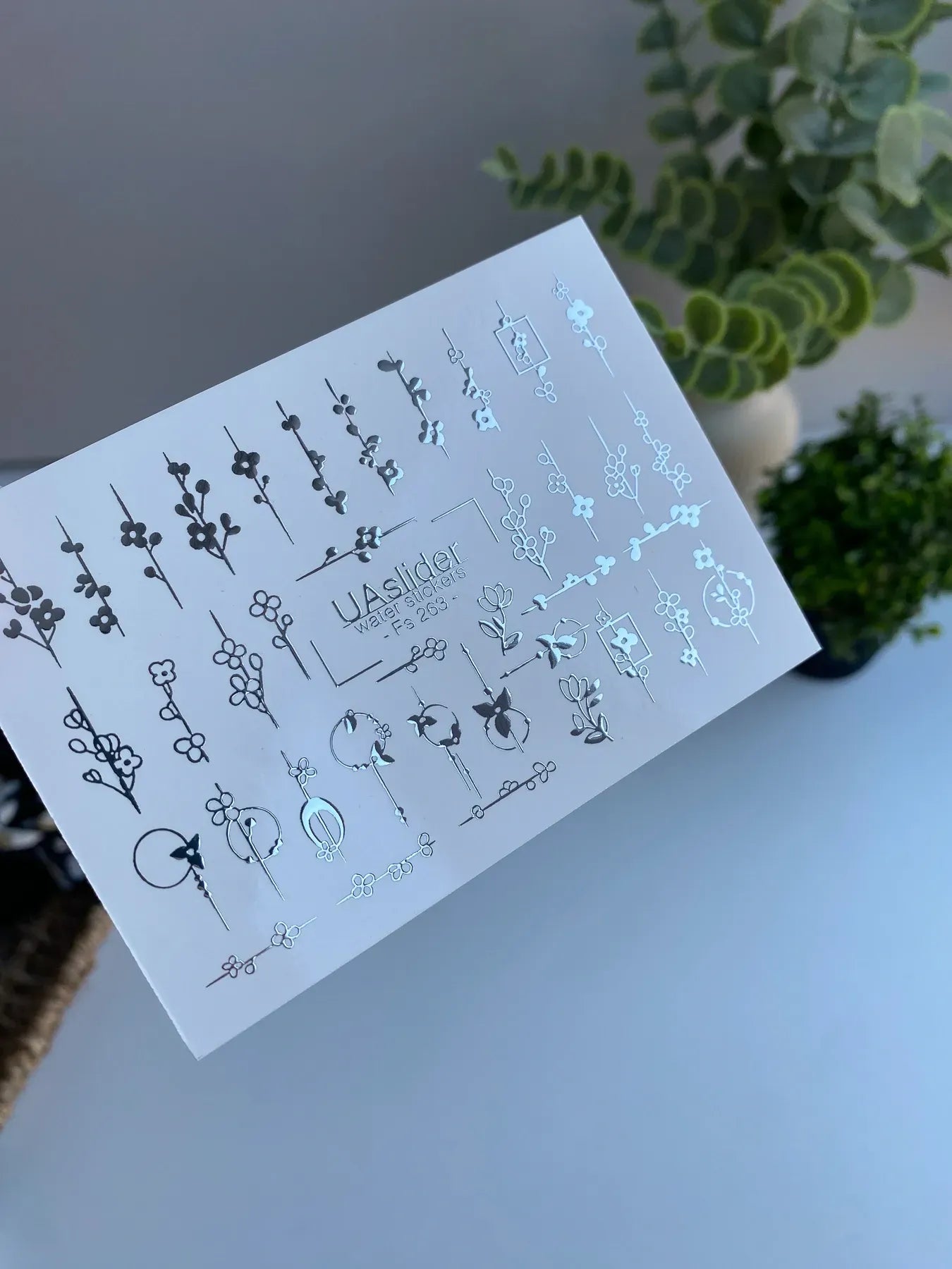 Slider-Design FS 263 | Wasser-Decals mit Silberfolie | Line Art Blumen & Rahmen