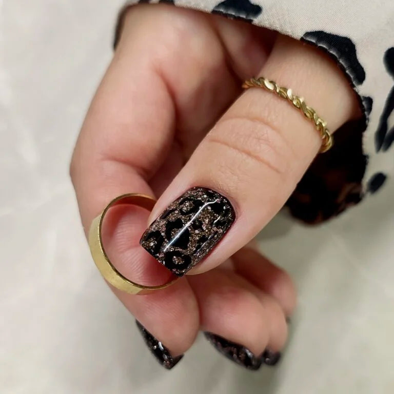 NAILSOFTHENIGHT Reflective base 08, 10 ml