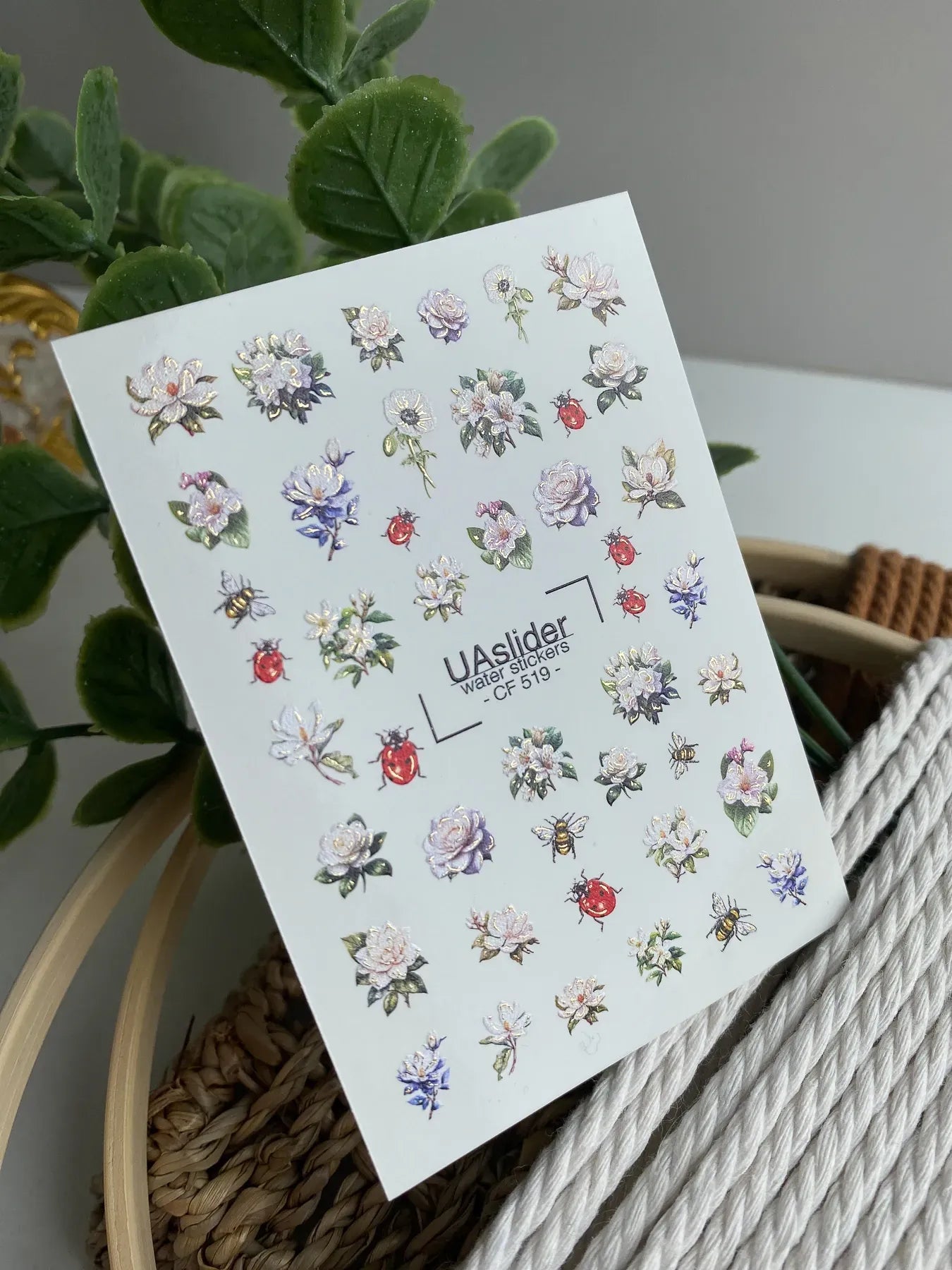 Slider-Design CF 519 | Wasser-Decals mit Foil-Akzenten | Weiße Blüten & Insekten